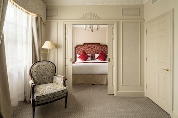 Superior 1 Bedroom Suite