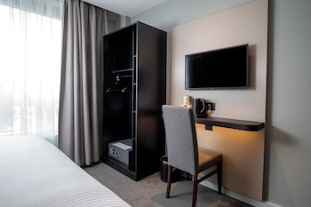 Standard Plus Family Room