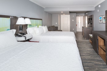 Studio, 2 Queen Beds, Balcony