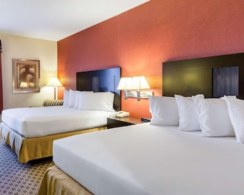 Standard Room, 2 Queen Beds, Smoking