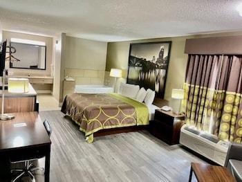 Studio Suite, 1 King Bed, Non Smoking