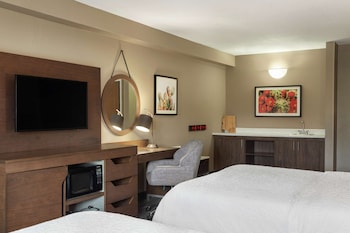 Room, 2 Queen Beds, Accessible, Non Smoking