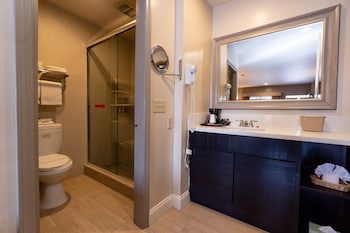 Standard Room, 2 Queen Beds