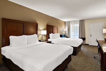Family Suite, 2 Queen Beds, Non Smoking