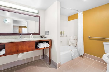 Standard Room, 1 Queen Bed, Accessible, Refrigerator & Microwave