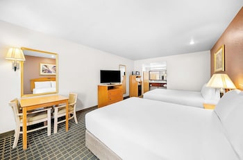 Standard Room, 2 Queen Beds, Non Smoking, Refrigerator & Microwave