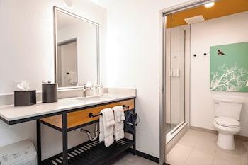 Junior Suite (Story Level)