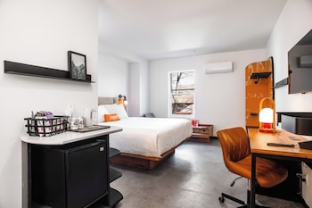 Junior Suite (Story Level)