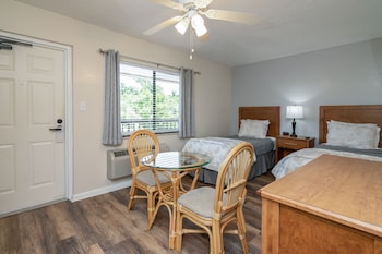 Standard Room, 2 Twin Beds