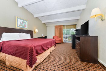 Room, 1 King Bed, Non Smoking, Balcony