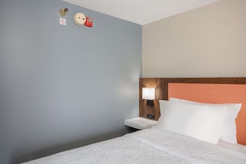 Two Queen Beds, Non-Smoking, Accessible