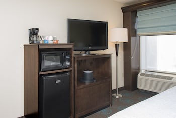 One King Bed, Non-Smoking, Accessible