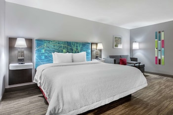 One king bed study non smoking