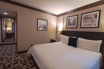 Deluxe Room, 1 King Bed