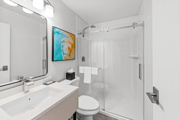 Suite, 1 Queen Bed, Non Smoking