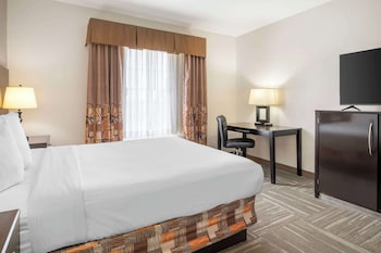 Standard Room, 1 Queen Bed, Non Smoking, Microwave