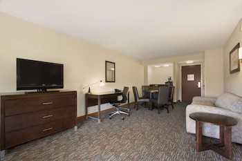 Studio Suite, 1 King Bed, Non Smoking
