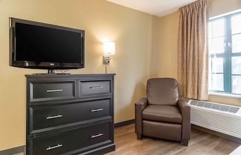 Studio, 1 Queen Bed, Non Smoking