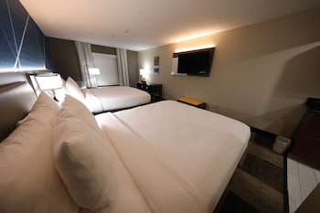 Standard Room, 2 Queen Beds, Non Smoking