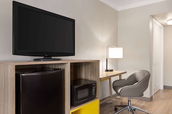 Deluxe Room, 2 Double Beds, Non Smoking