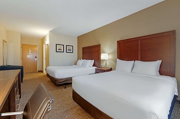 Standard Room, 2 Queen Beds, Non Smoking