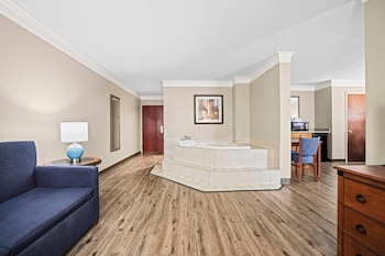 Deluxe Suite, 1 King Bed, Non Smoking