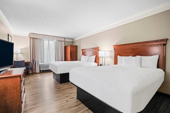 Room, 2 Queen Beds, Non Smoking, Microwave