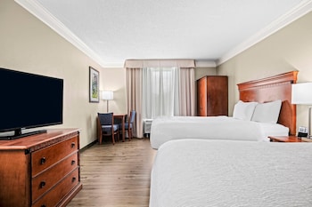Room, 2 Queen Beds, Non Smoking, Microwave