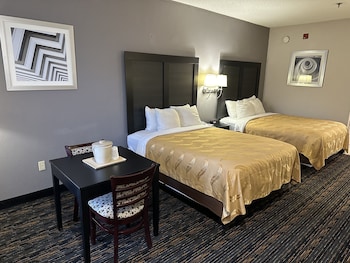 Room, 2 Queen Beds, Non Smoking