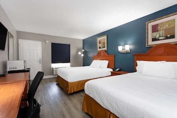 Room, 2 Queen Beds, Non Smoking