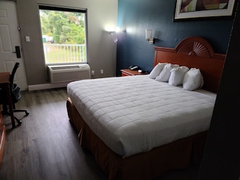 Studio Suite, 1 King Bed, Non Smoking