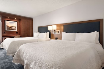 Two queen beds non smoking