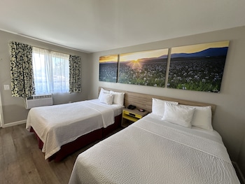 Room, 2 Double Beds, Non Smoking