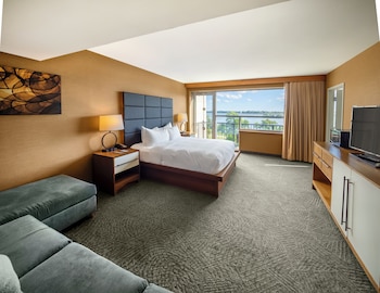 Room, 1 King Bed, Jetted Tub, River View (Balcony)