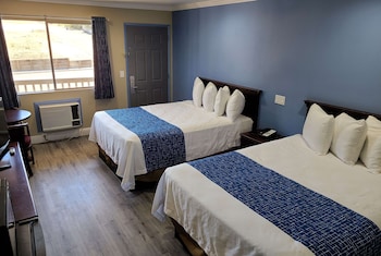 Standard Room, 2 Queen Beds