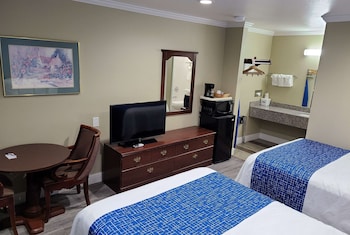 Double Room, 2 Double Beds