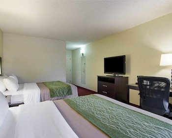 Standard Room, 2 Queen Beds, Non Smoking