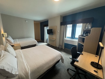 Suite, 2 Queen Beds