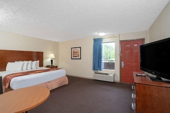 Deluxe Room, 1 King Bed, Non Smoking