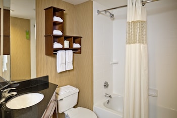 Suite, 2 Double Beds, Non Smoking