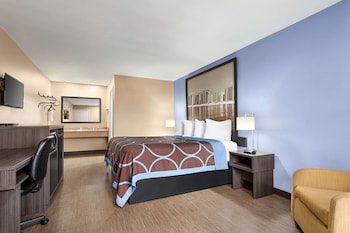 Room, 1 King Bed, Microwave