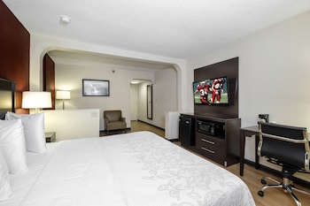 Premium Room, 2 Double Beds (Upgraded Bedding & Snack, Smoke Free)
