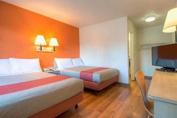 Standard Room, 2 Double Beds, Non Smoking