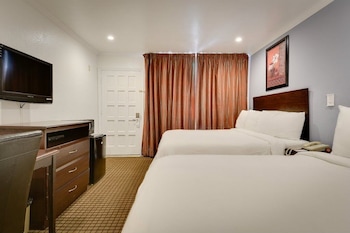 Standard Room, 2 Queen Beds, Non Smoking