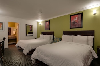 Standard Room, 2 Queen Beds, Non Smoking