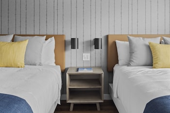 Standard Room, 2 Queen Beds