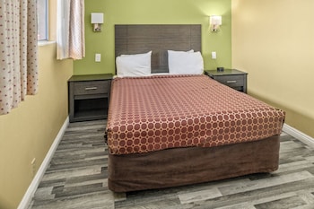 Single Room, 1 Queen Bed, Accessible, Non Smoking