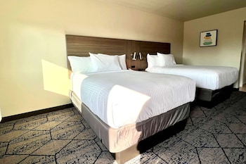 Deluxe Room, 2 Double Beds, Non Smoking