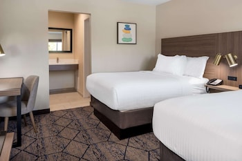 Deluxe Room, 2 Double Beds, Non Smoking