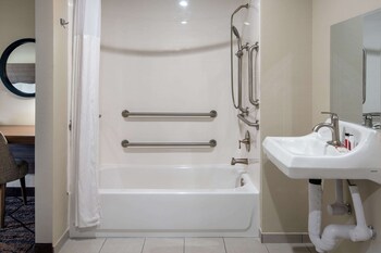 Room, 2 Double Beds, Accessible, Non Smoking (mobility, Tub w/Grab Bars)